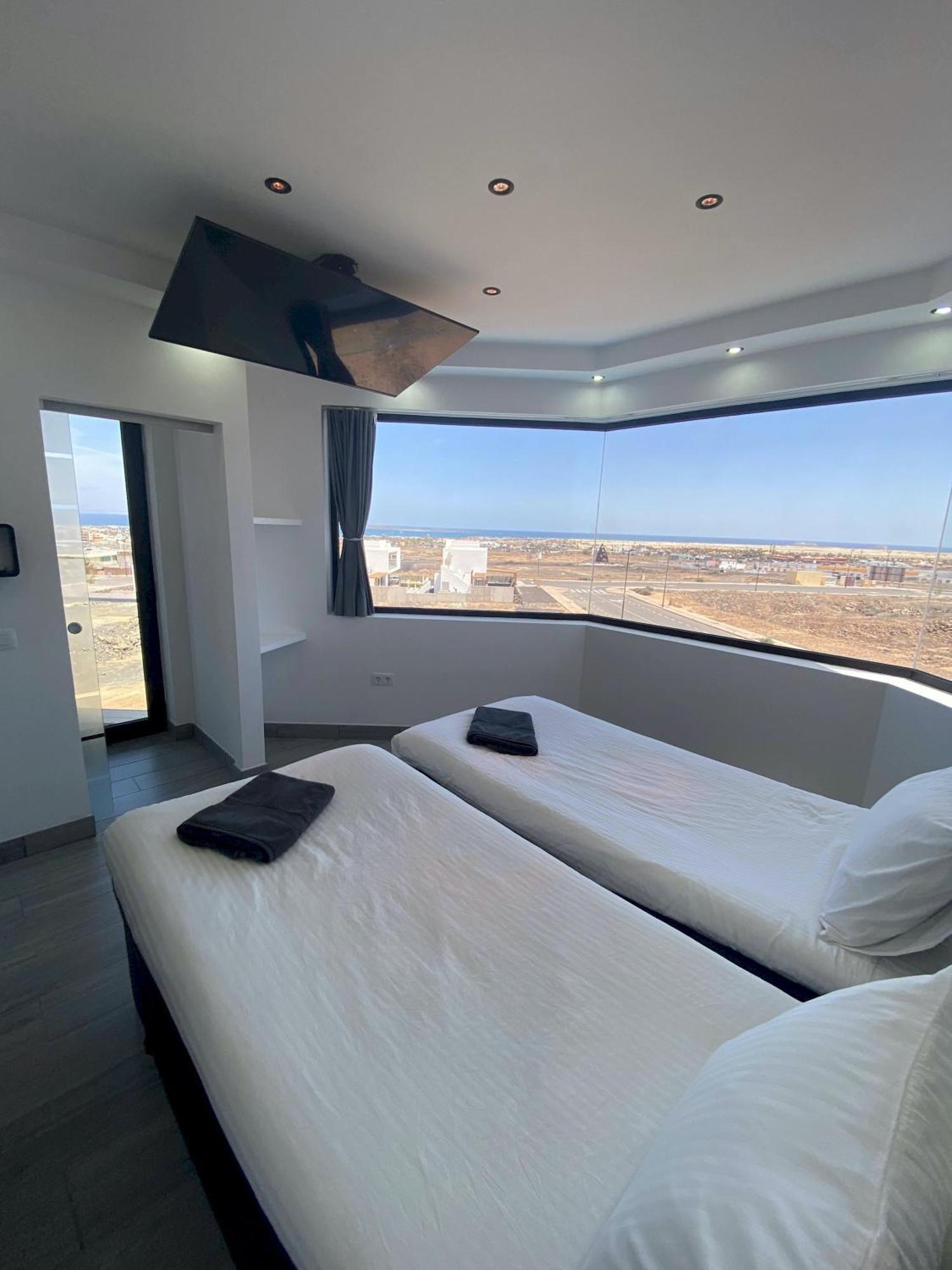Villa Poseidon Corralejo With Private Heated Pool, Sauna And Stunning Volcano Views By Amazzzing Travel Экстерьер фото