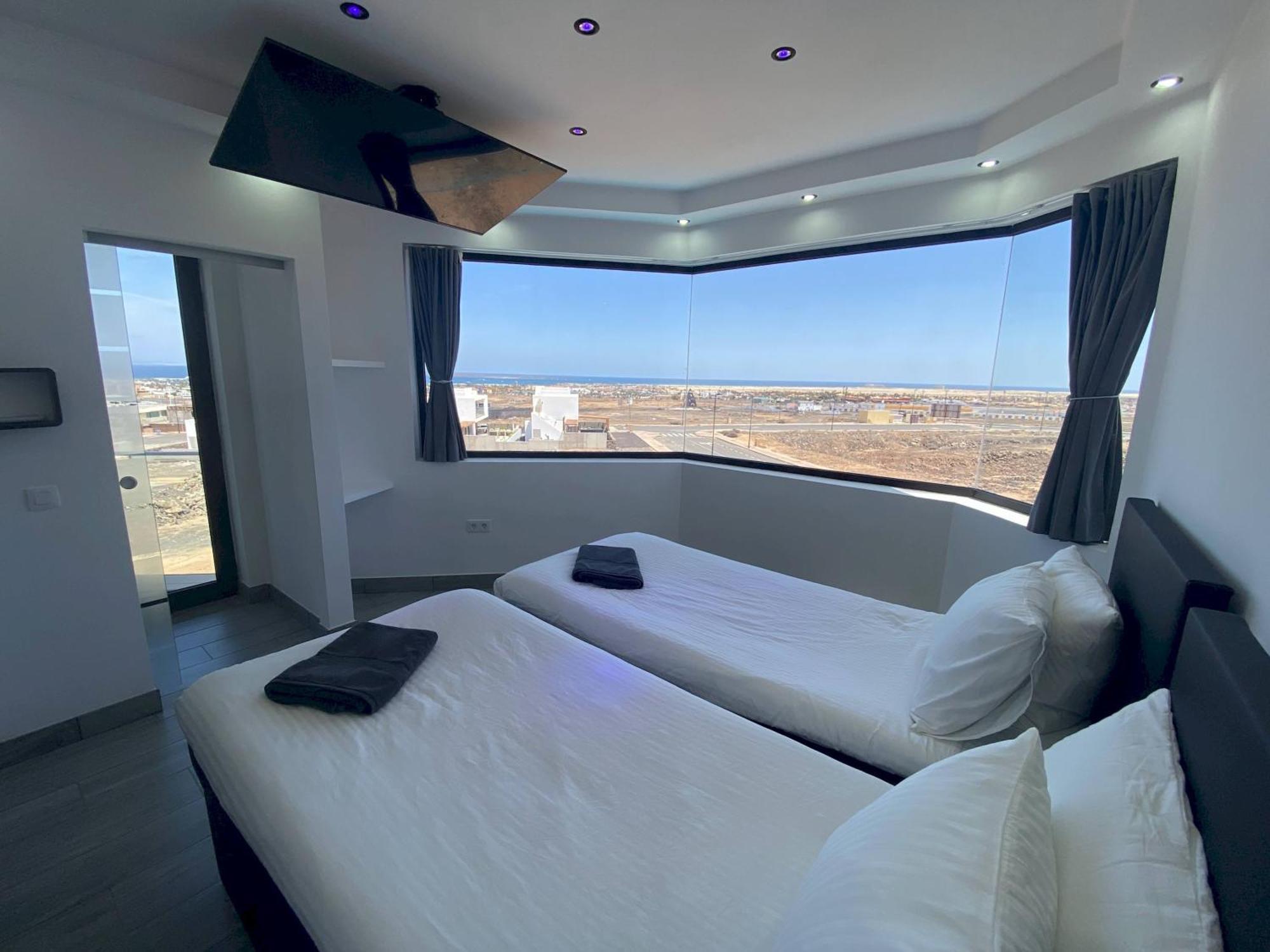 Villa Poseidon Corralejo With Private Heated Pool, Sauna And Stunning Volcano Views By Amazzzing Travel Экстерьер фото