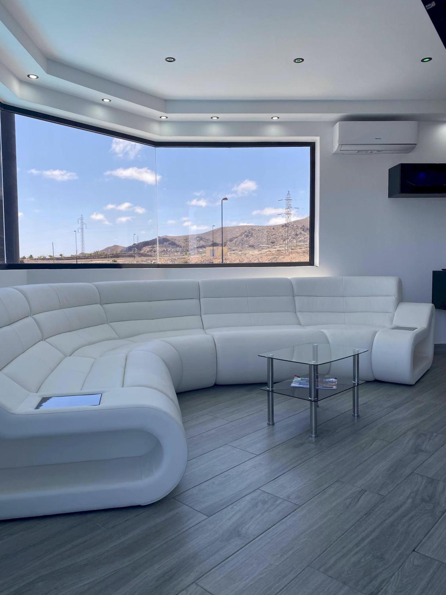 Villa Poseidon Corralejo With Private Heated Pool, Sauna And Stunning Volcano Views By Amazzzing Travel Экстерьер фото